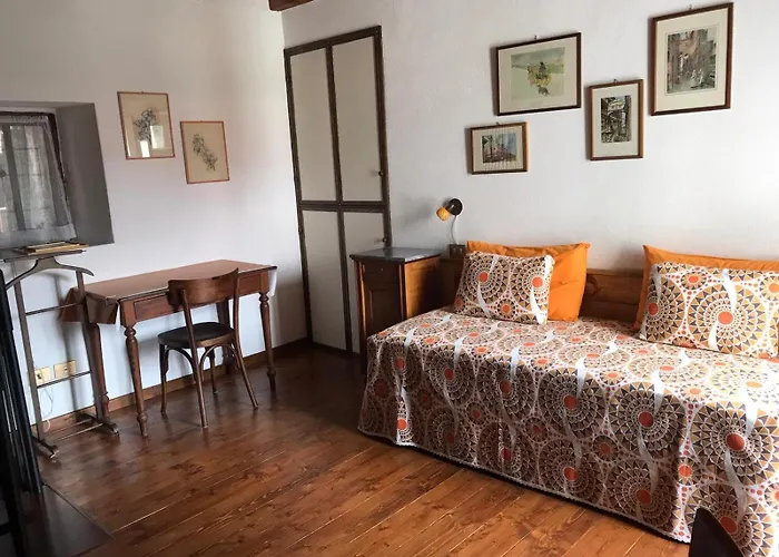 Hébergement de vacances La Vecchia Torretta Brovello-Carpugnino